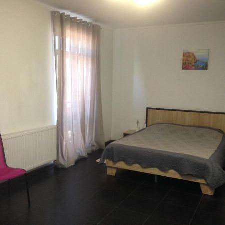 Suite On Railway Station Ivano-Frankivsk Eksteriør bilde